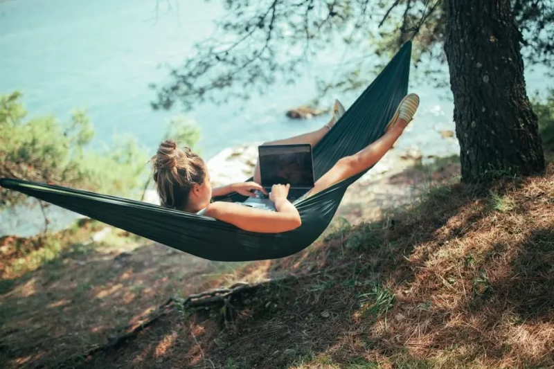Digital nomads need lots of rest and relaxation, according to the Ultimate Guide to the Digital Nomad Lifestyle.