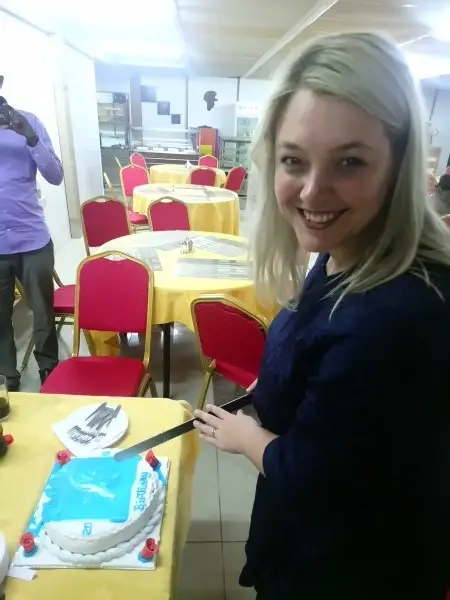 Cutting the 'Somali flag' birthday cake in Mogadishu