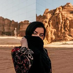 Elona Karafin 🇺🇸