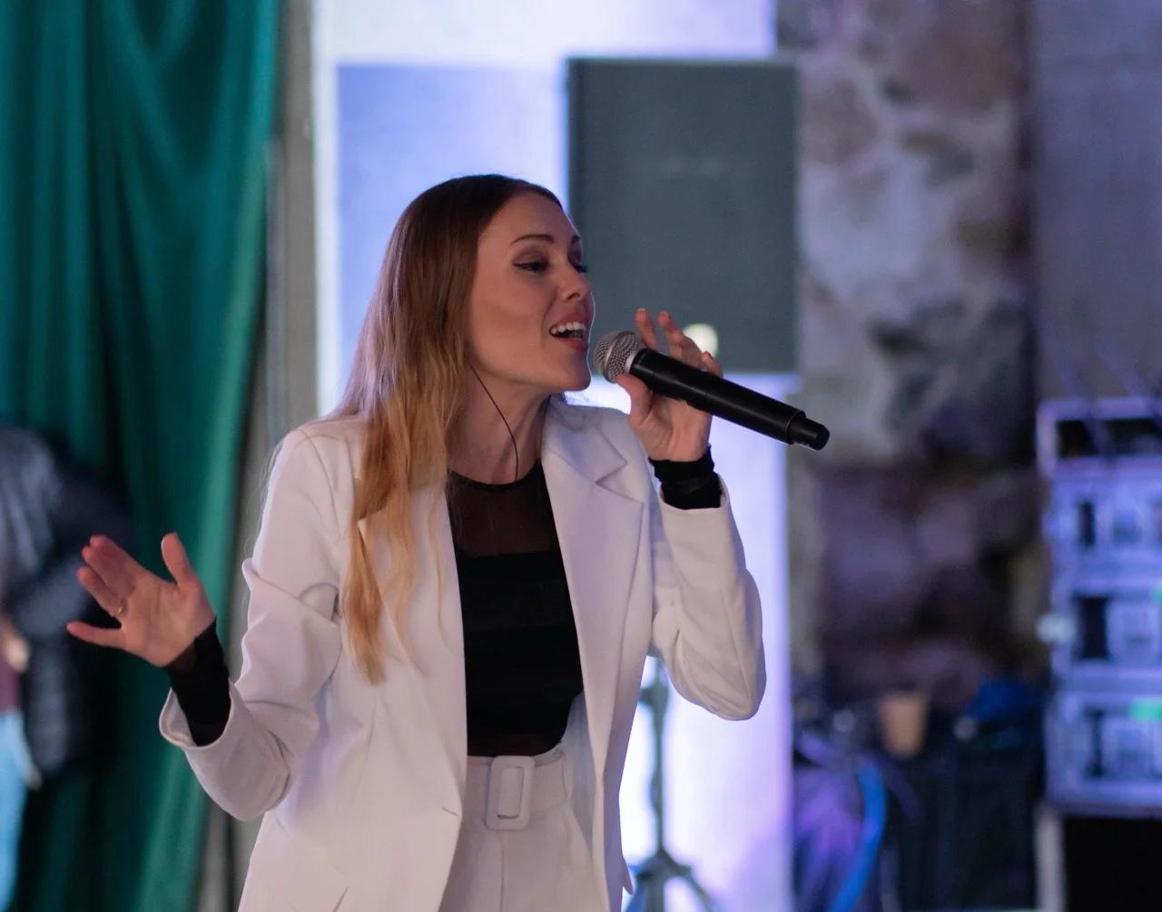 nomadmania gala live music